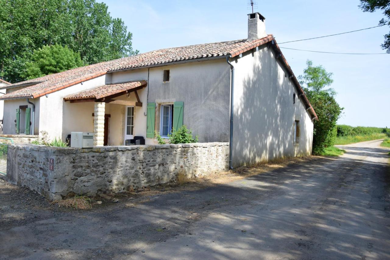 Maison Charismatique A Saint-Germier Avec Jardin Cloture. Exterior photo